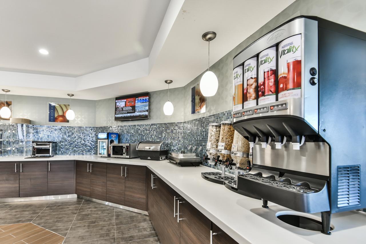 Best Western Plus Cambridge Hotel Екстер'єр фото